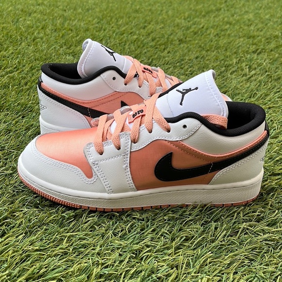 🇺🇸PRICE DROPPED🇺🇸 Air Jordan 1 Low